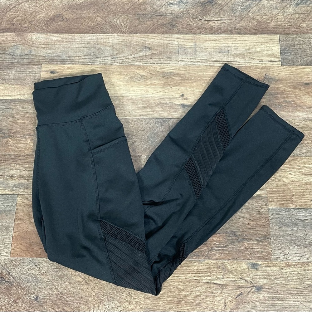Black Leggings With Pockets And Mesh Detail Size S/M